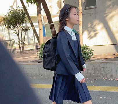NEOS-007 つきまとい07 褐色の肌に口をぽかんと開けてふらふら歩きながら課外学習する●稚な姿を盗撮しながらつきまとい睡眠強● 連れ込み強●で孕ませ射精。