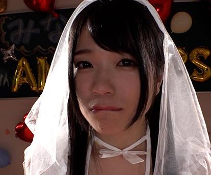 MILK-129 南梨央奈10周年記念作品～ファンと歩んだ軌跡～10年分のありがとうがみんなに届きますように