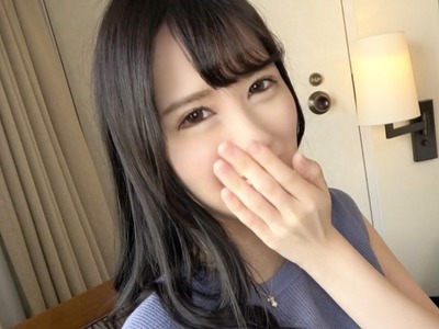 骑兵破解SIRO-4286 【初撮り】【敏感受付嬢】【スレンダー美脚】普段は会社の顔として働く受付嬢の、かれんさん。男性が苦手な彼女だが、パンツにはびっく