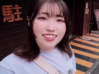 香蕉秀xjx798在新宿街头搭讪一个可爱OL